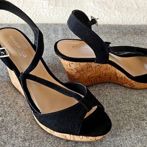 Charles David black Wedges